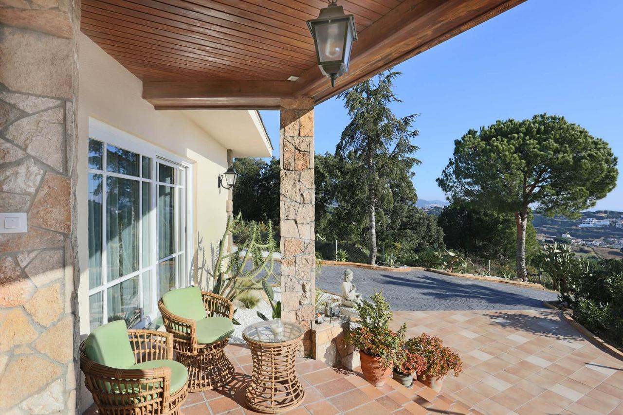 Homestay Villa Estrella - Costa Brava Calella Exteriör bild