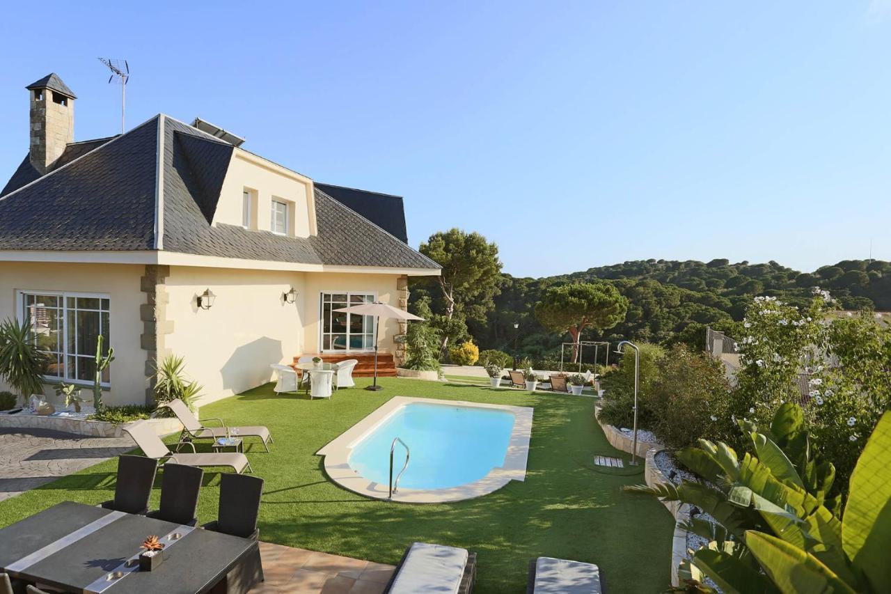 Homestay Villa Estrella - Costa Brava Calella Exteriör bild