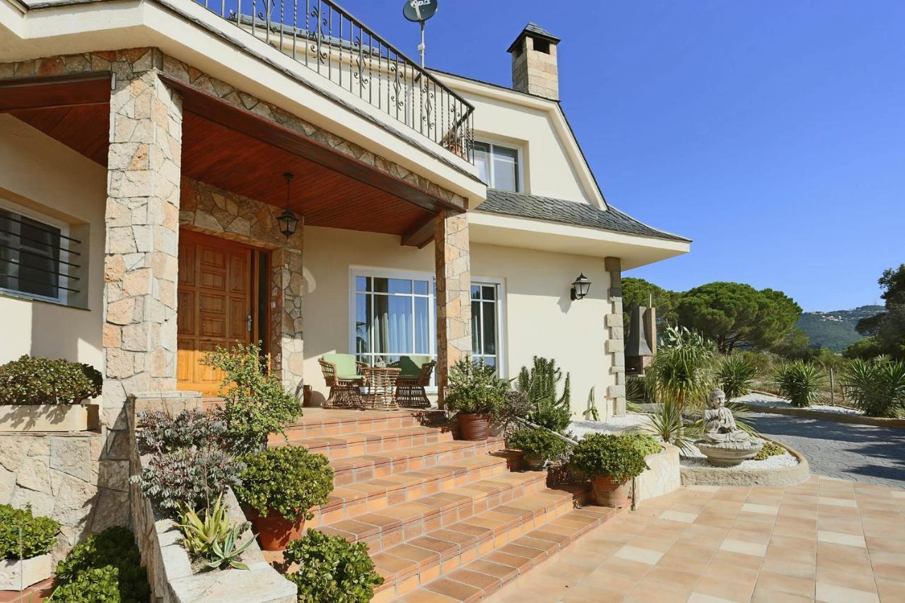 Homestay Villa Estrella - Costa Brava Calella Exteriör bild