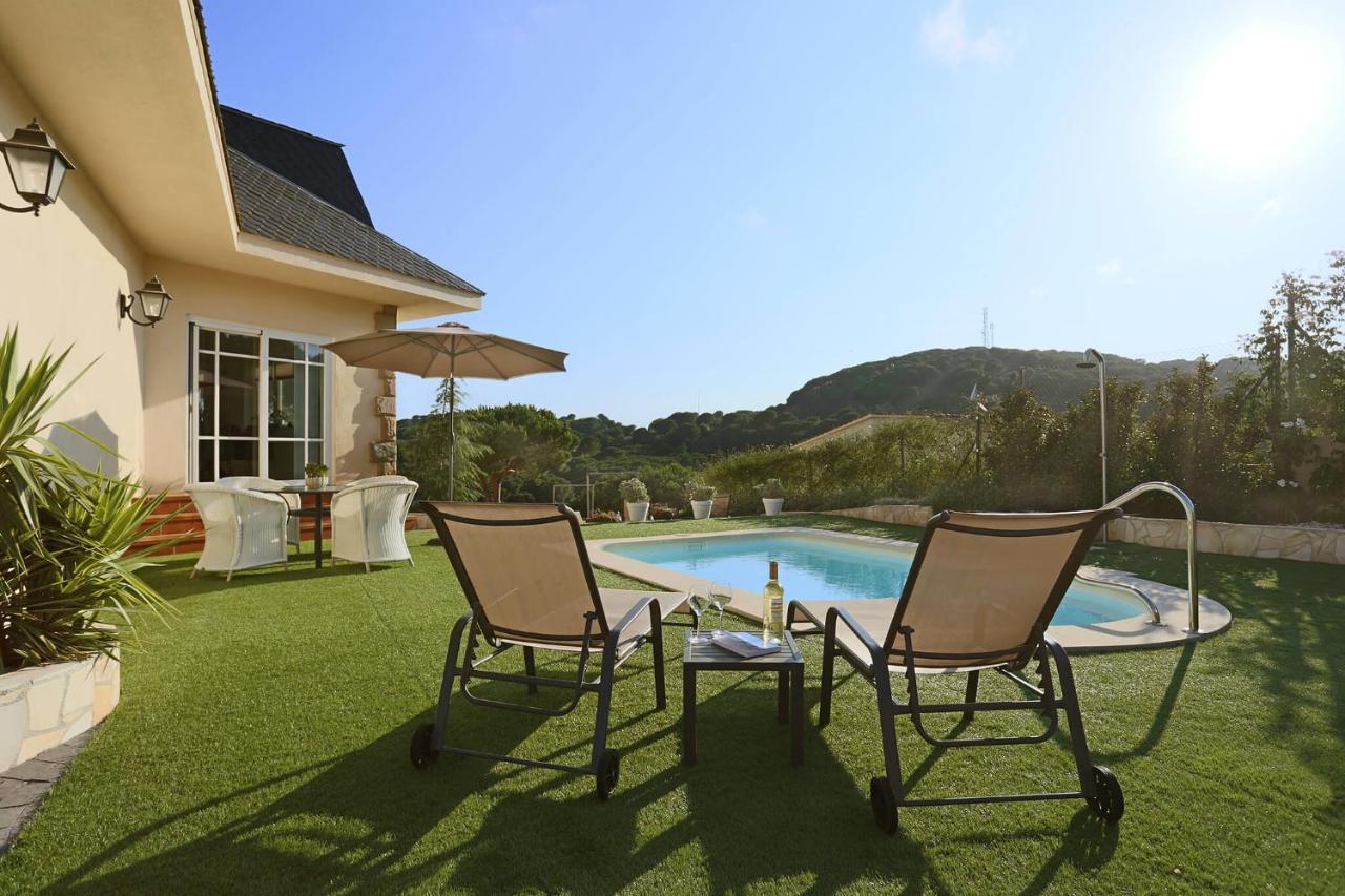Homestay Villa Estrella - Costa Brava Calella Exteriör bild