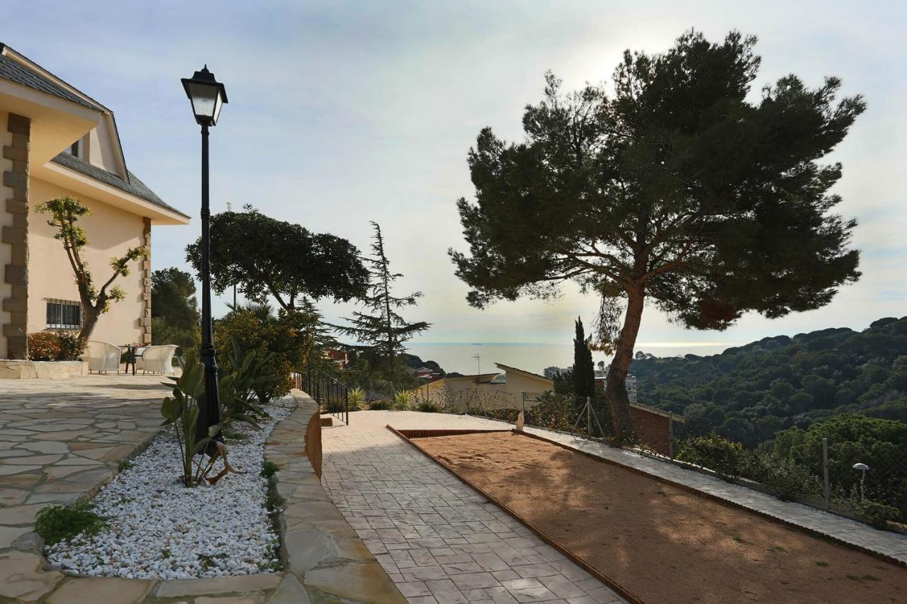 Homestay Villa Estrella - Costa Brava Calella Exteriör bild
